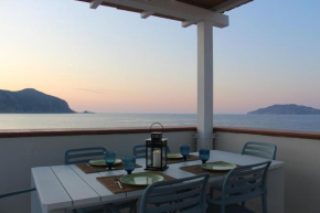 Lanterna sul mare